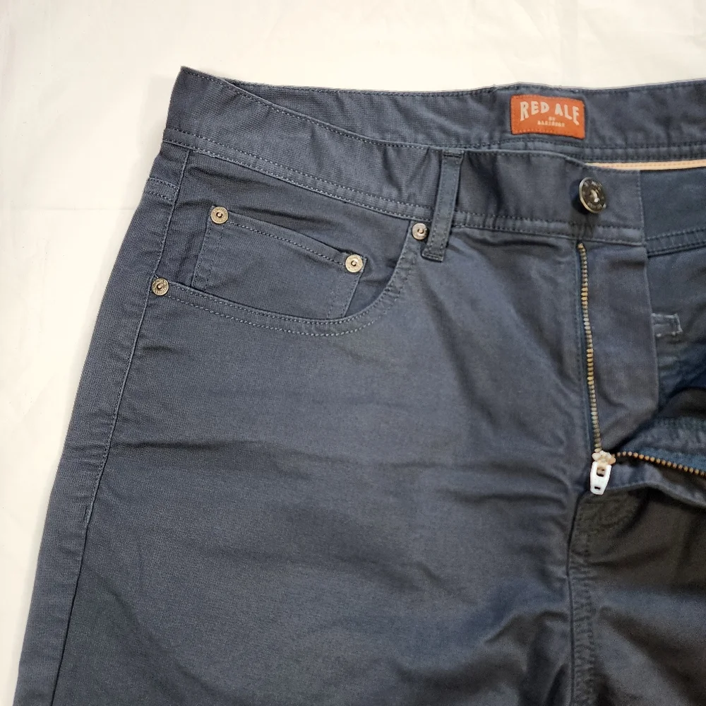 Red Ale Micro Corduroy Chino Shorts Navy Flat Front Casual Mens Size 31x11 - Picture 6 of 10